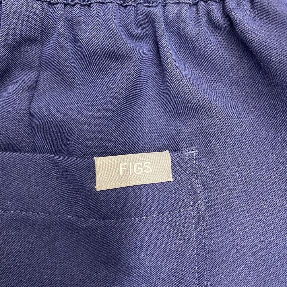 FIGS Classic Zamora Jogger Scrub Pants Women's Size XS Navy Blue Cargo Pockets - Picture 5 of 9